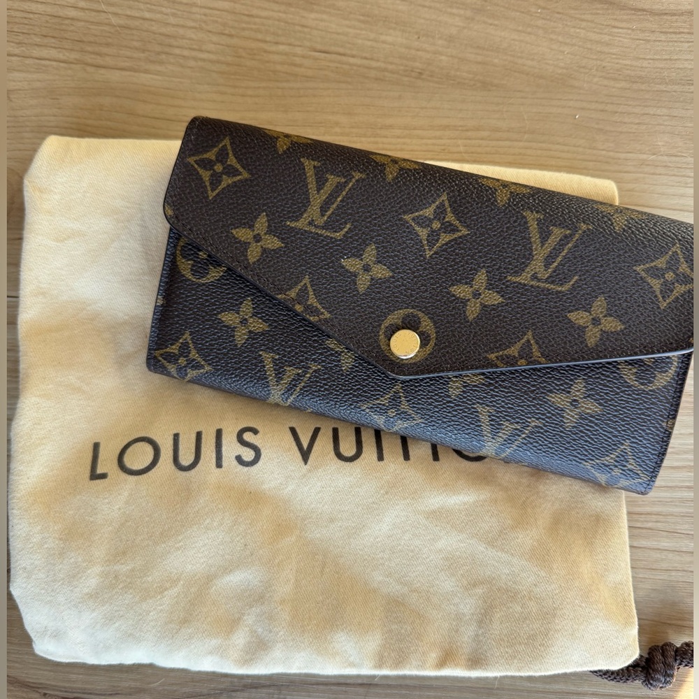 Louis Vuitton Wallet